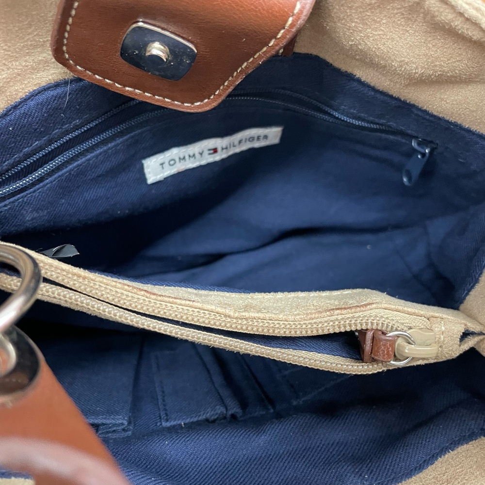 Tommy Hilfiger Tan and Brown Bag - Picture 8 of 10